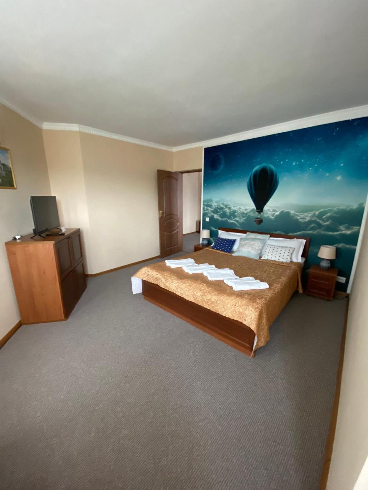 Hotel Three Korony Skhidnytsia Exterior foto